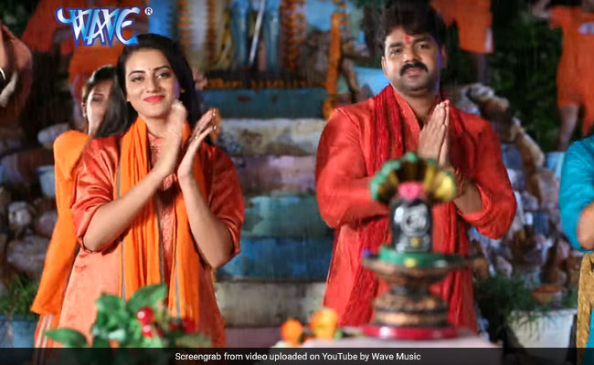 'दिल बोले बम बम बम...' गाने पर झूमे पवन सिंह, अक्षरा और मोनालिसा, Youtube पर 42 लाख बार देखा गया Video