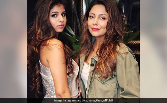 Suhana Khan Is Having A Rather Fashionable European Summer
