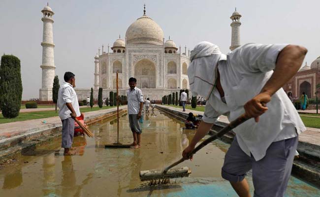 The Battle To Save The Taj Mahal From Turning Green