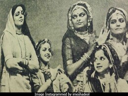 When Little Esha And Ahana Deol Danced With Mom Hema Malini. See Throwback Pic When Little Esha And Ahana Deol Danced With Mom Hema Malini. See Throwback Pic