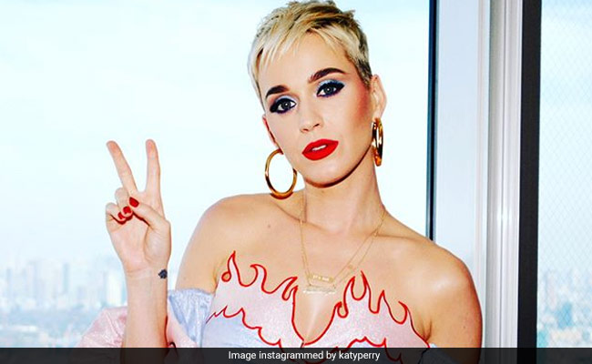 Celebs Lose Twitter Followers. Here's Why