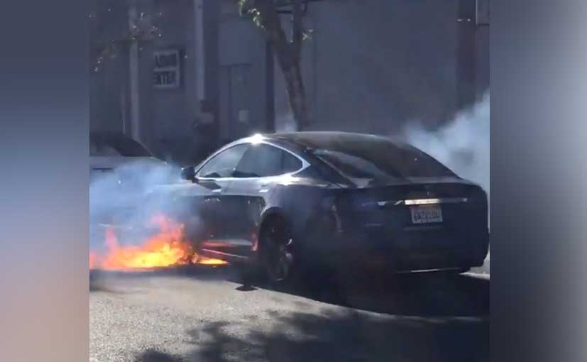 Tesla Model S Bursts Into Flame, None Injured