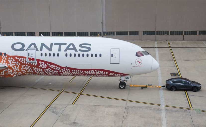 Tesla Model X Tows A 130 Tonne Boeing 787 To Set New World Record