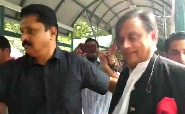 Shashi Tharoor Appears In Court In Sunanda Pushkar Death Case