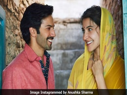 Anushka And Varun Remind Fans Of <i>Sui Dhaaga</i>'s Release Date 'Mamta And Mauji' Style Anushka And Varun Remind Fans Of <i>Sui Dhaaga</i>'s Release Date 'Mamta And Mauji' Style