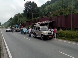 Meghalaya Activists Protest At Secretariat Over Inner Line Permit Demand Meghalaya Activists Protest At Secretariat Over Inner Line Permit Demand