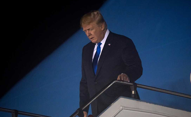 Donald Trump Arrives in Singapore For Historic US-North Korea Summit