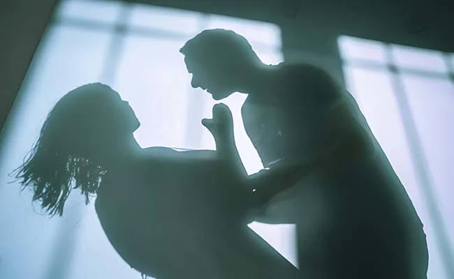Gujarat: Girl, 17, Attempts Suicide Along With Friend After Being Raped