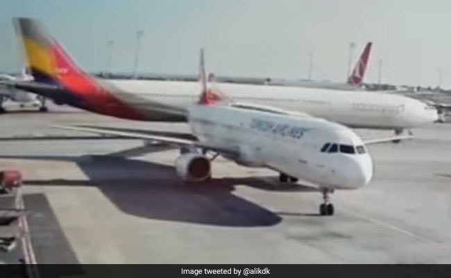 "End Of My Life" Plane Clips Tail Of Another Jet At Turkey Airport. Watch