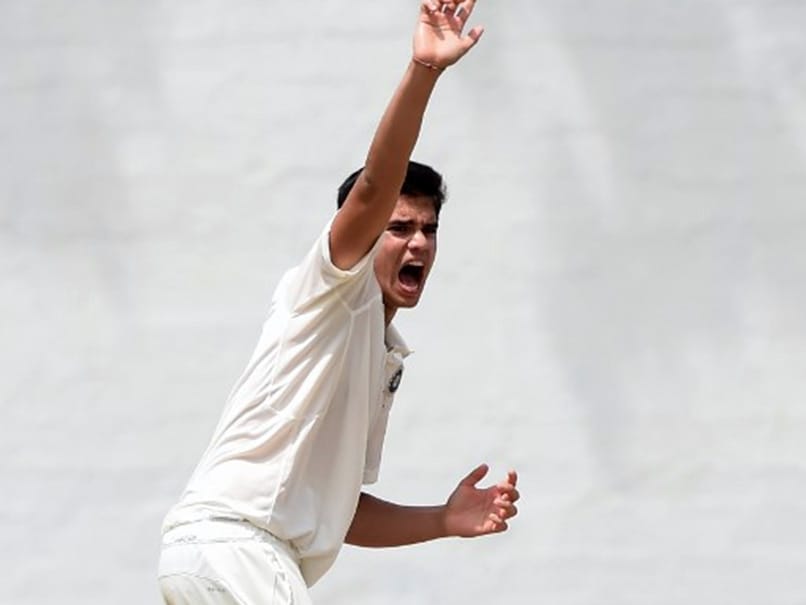 Arjun Tendulkar Claims Maiden International Wicket, Vinod Kambli Cries Arjun Tendulkar Claims Maiden International Wicket, Vinod Kambli Cries
