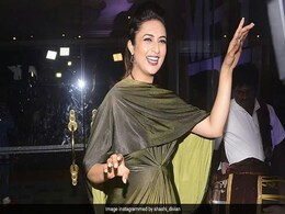 ढोल बजते ही झूमने लगीं दिव्यांका त्रिपाठी, मदमस्त होकर कैमरे के सामने किया भांगड़ा ढोल बजते ही झूमने लगीं दिव्यांका त्रिपाठी, मदमस्त होकर कैमरे के सामने किया भांगड़ा