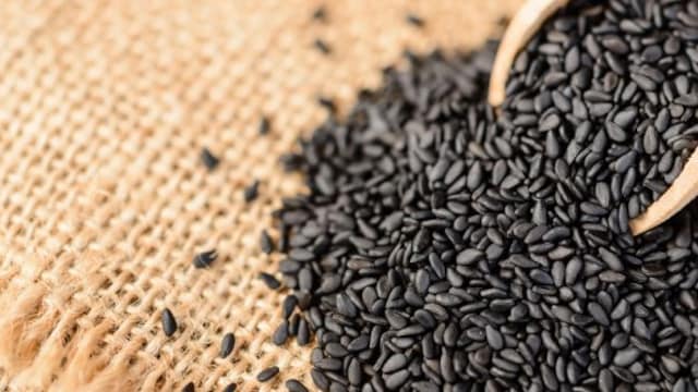 Black sesame seeds are loaded with antioxidants