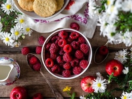 Struggling With Inflammation? Nutritionist Suggests These Anti-Inflammatory Foods
