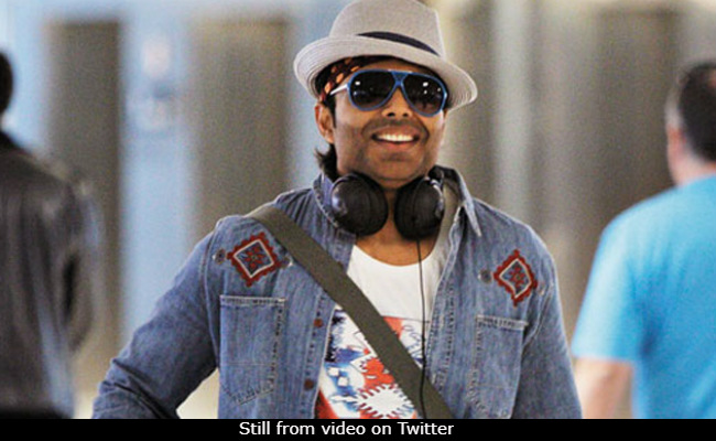 उदय चोपड़ा ने गांजा को लीगल करने के लिए किया ट्वीट, यूं आया रिएक्शन