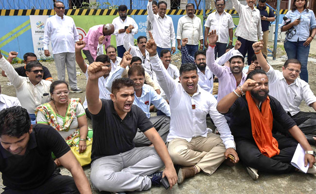 Marathas Demanding Quota Turn On Pressure With 'Fill-The-Jails' Protest