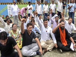 Marathas Demanding Quota Turn On Pressure With 'Fill-The-Jails' Protest Marathas Demanding Quota Turn On Pressure With 'Fill-The-Jails' Protest