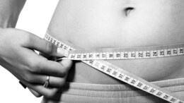 Can You Really Lose Weight Without Exercise? This Expert Says It's Possible With 4 Simple Tips