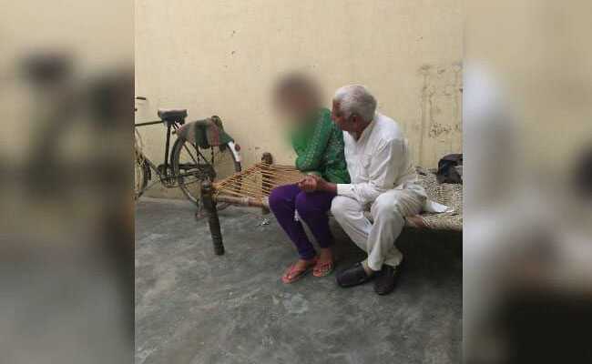 मां-बाप की हुई मौत, चाचा और ताऊ नाबालिग बच्चियों का करने लगे यौन शोषण