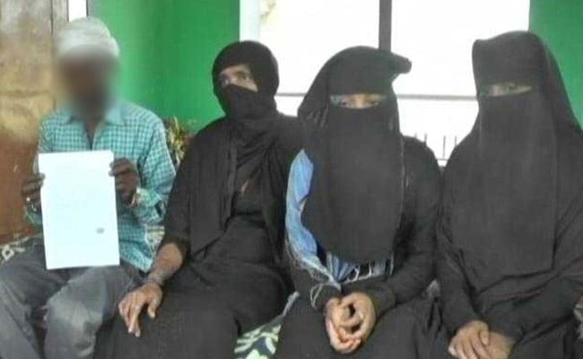 4 बेटियों के पिता ने मनचलों से बचने के लिए PM मोदी-CM योगी से की मदद की गुहार