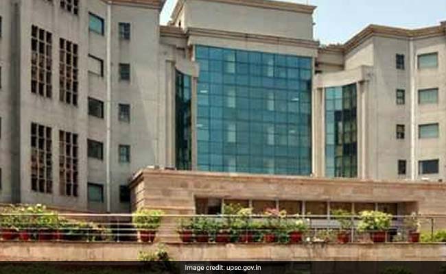 Explained: Centre vs States On New IAS Rules For Transfer