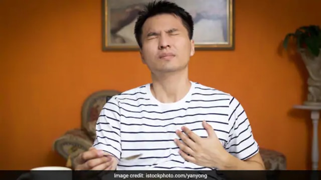 Harvard-Trained Gastroenterologist Shares Simple Remedies For Heartburn And Acid Reflux