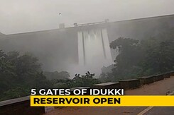 Shutter Open At Idukki's Cheruthoni Dam After Heavy Rainfall In Kerala Shutter Open At Idukki's Cheruthoni Dam After Heavy Rainfall In Kerala
