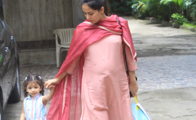 Mira Rajput's Pregnancy Glow Is Hard To Miss But Misha Being Cute Steals The Show