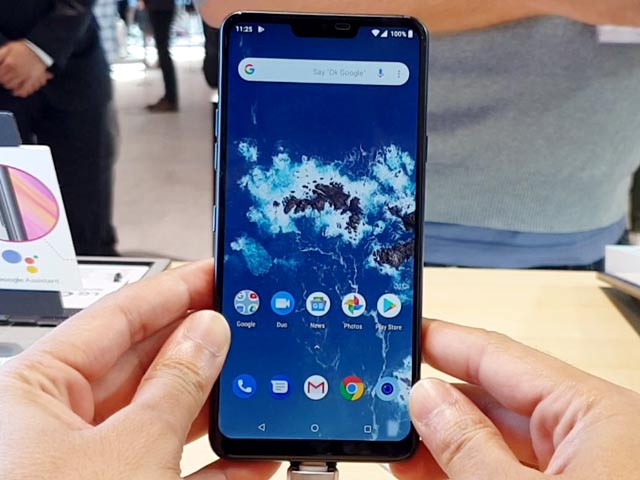LG G7 One Android One Smartphone First Look