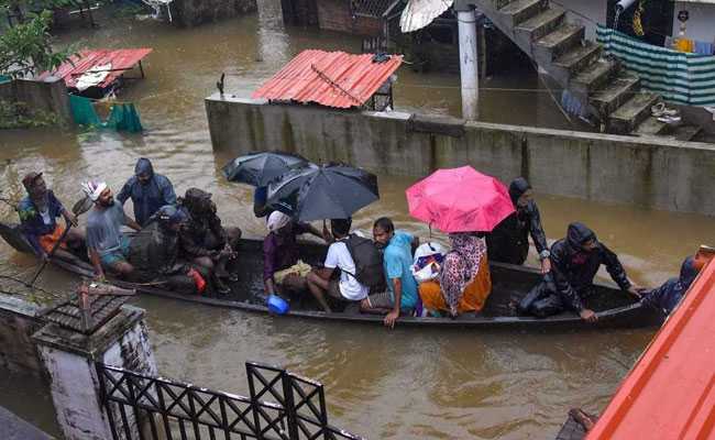 Kerala Fishermen Row Hundreds To Safety, Twitter Salutes "Biggest Heroes"