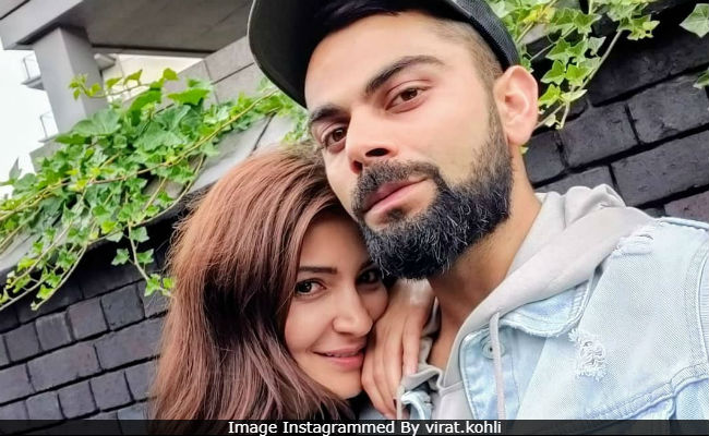 Anushka Sharma And Virat Kohli End Every Sunday (More Or Less) With Loved-Up Pics. Here's Another One