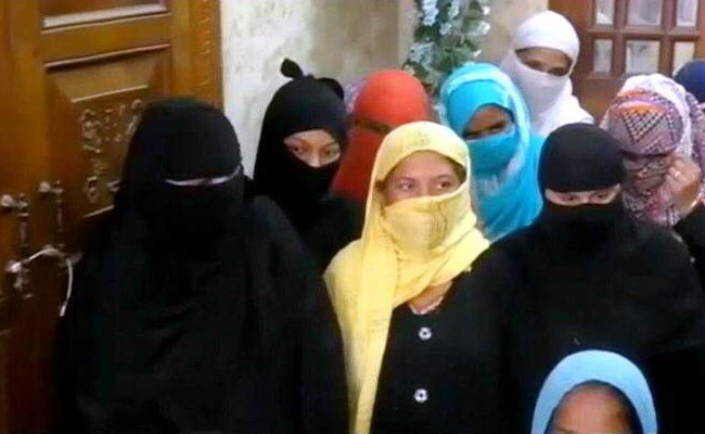 बरेली में हलाला का मामला- पति ने पहले ससुर से कराई शादी, अब देवर से शादी पर अड़ा, महिला पहुंची थाने