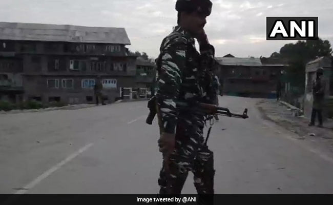 पिछले 24 घंटे के भीतर जम्मू-कश्मीर में सुरक्षाबलों ने आठ आतंकियों को किया ढेर