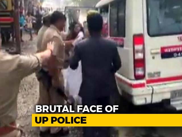 On Video, UP Cops Pull Student's Hair For Blocking Amit Shah's Convoy