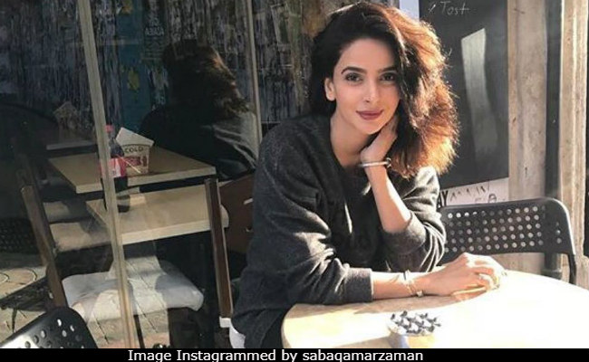 Pakistani Actress Saba Qamar's Colleagues Defend Her After She's Trolled For Smoking In Pic