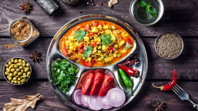 Vegetarian diet can provide you complete nutrition including proteins, carbs and fats