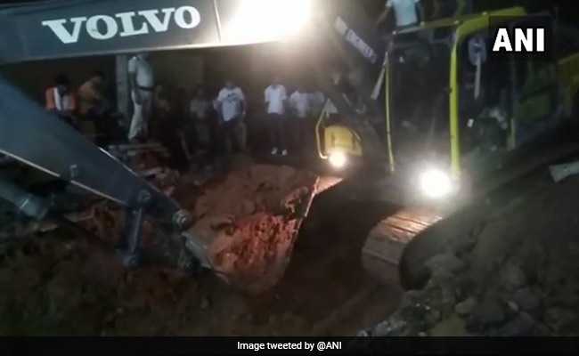3-Year-Old Girl Falls In 110-Feet Borewell In Bihar, Rescue Operations On