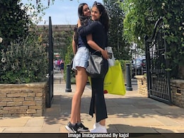 Kajol And Daughter Nysa's Smiles Are Infectious. See Pic From London Kajol And Daughter Nysa's Smiles Are Infectious. See Pic From London