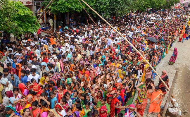 Amid Tight Security, Lakhs Celebrate Janmashtami In Mathura Temples