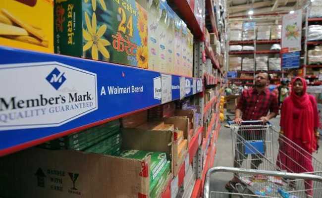 Shopkeepers, Traders Protest Nationwide Against Walmart's Flipkart Buy