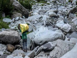 Himalayan Clean-Up: Armies Of Volunteers Collect Trash In 12 Hill States Himalayan Clean-Up: Armies Of Volunteers Collect Trash In 12 Hill States