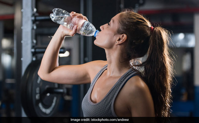 6 Simple Tips To Keep Yourself Hydrated While Working Out