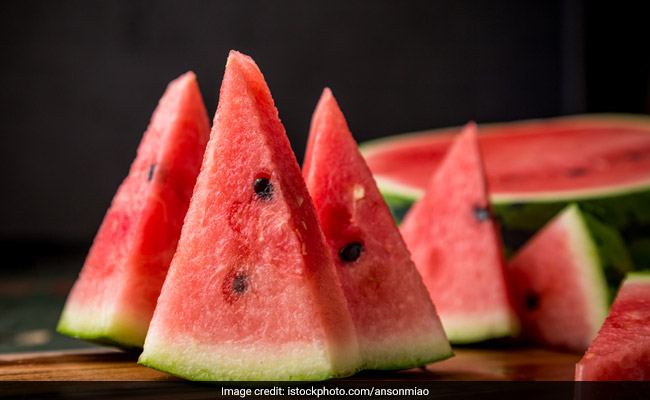 3 Refreshing Ways To Use Watermelon For Beautiful Skin