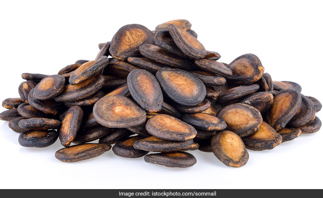 One cup of roasted watermelon seeds contains roughly 600 calories
