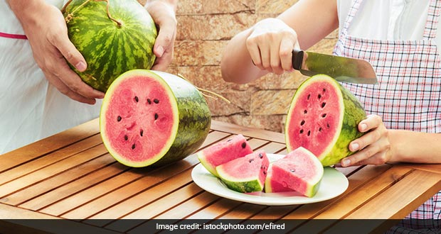 How To Cut Watermelon: Step By Step Tutorial To Avoid The Fuss