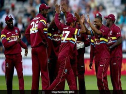 तिसारा परेरा को छोड़ अन्य बल्लेबाज नाकाम, टी 20 मैच में वेस्टइंडीज की वर्ल्ड इलेवन पर बड़ी जीत तिसारा परेरा को छोड़ अन्य बल्लेबाज नाकाम, टी 20 मैच में वेस्टइंडीज की वर्ल्ड इलेवन पर बड़ी जीत
