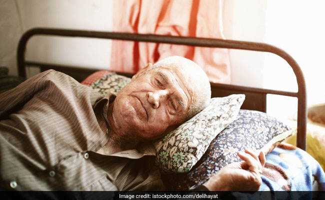 वर्ल्ड नो टबेको डे : बीड़ी पीने की लत से हंसता-खेलता परिवार तबाह, पढ़ाई छोड़ बच्चों को करना पड़ा काम