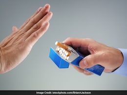 धूम्रपान करने से कैंसर, हार्ट डिजीज, डायबिटीज, जल्दी बुढ़ापा, खराब यौन स्वास्थ्य के साथ हो सकती हैं ये 10 घातक बीमारियां धूम्रपान करने से कैंसर, हार्ट डिजीज, डायबिटीज, जल्दी बुढ़ापा, खराब यौन स्वास्थ्य के साथ हो सकती हैं ये 10 घातक बीमारियां