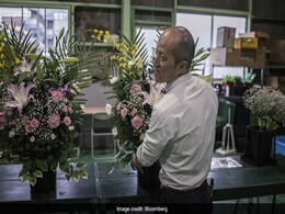 The Business Of Death Has A Bright Future In Japan The Business Of Death Has A Bright Future In Japan