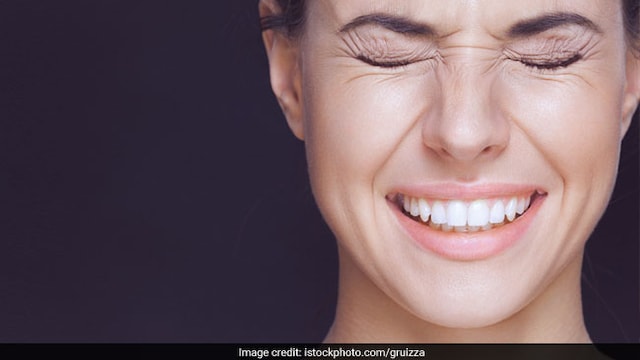 Maple leaves can help in preventing wrinkles