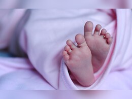 New Born Care Week 2025: न्यू बोर्न केयर वीक पर जानें नवजात को हो सकती हैं क्या बीमारियां New Born Care Week 2025: न्यू बोर्न केयर वीक पर जानें नवजात को हो सकती हैं क्या बीमारियां